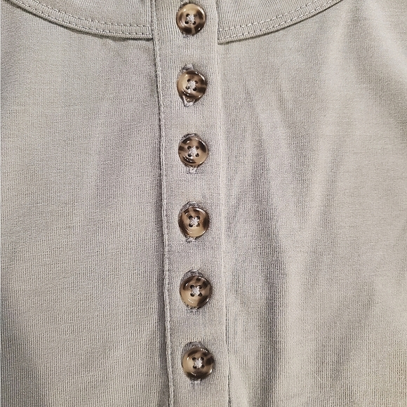 NWT Forever 21 Long Sleeve Crop Top - Picture 3 of 4